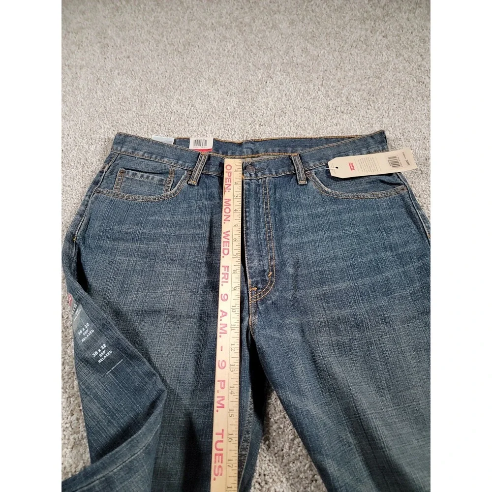 Levis Jeans Men's Size 38X32 550 Relaxed Fit Dark Wash Cotton Tapered Leg NWT